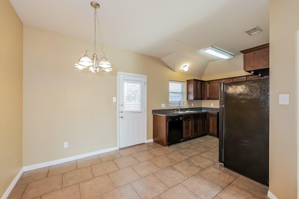7681 Hollow Point Dr - Photo 6 of 16