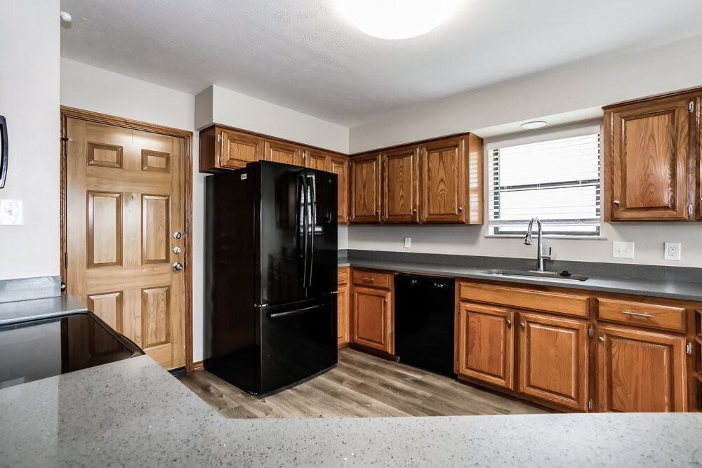 3816 Yellowstone Pl - Photo 6 of 16