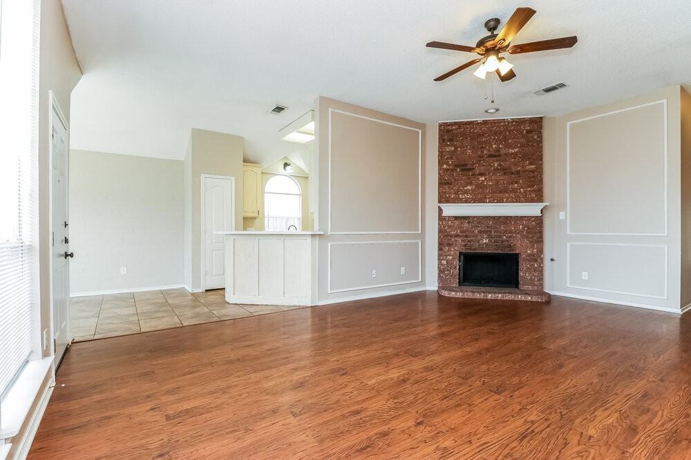 7728 Blossom Dr - Photo 2 of 15