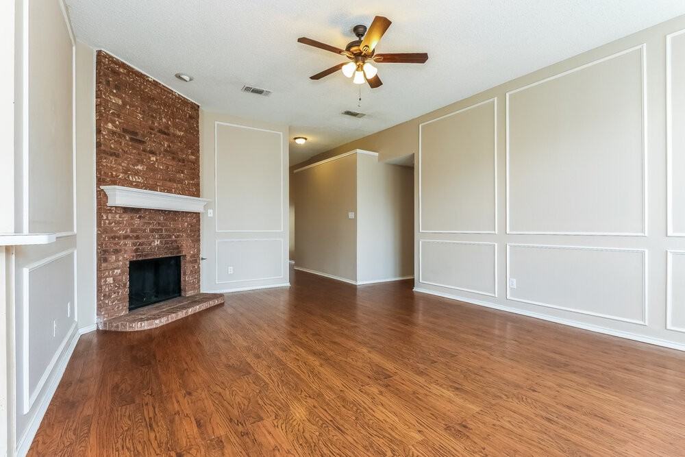 7728 Blossom Dr - Photo 3 of 15