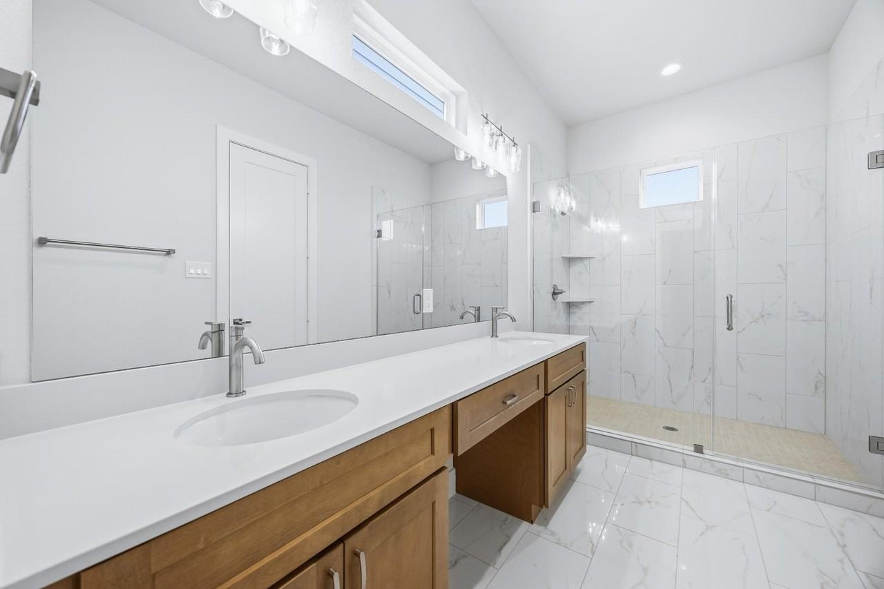 6109 De Campo St - Photo 5 of 10