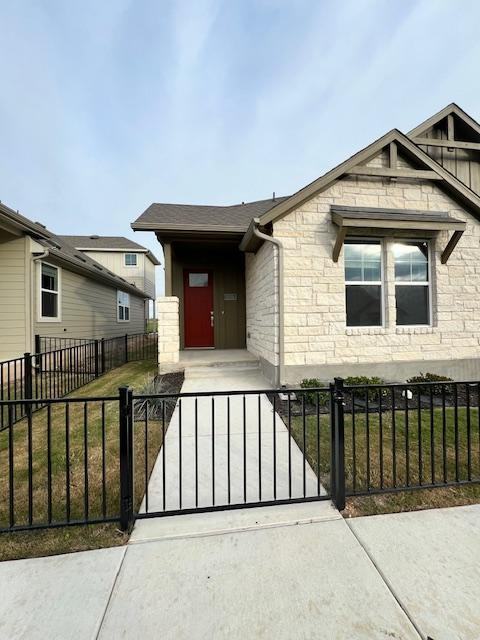 123 Pinnacle Lane - Photo 3 of 10