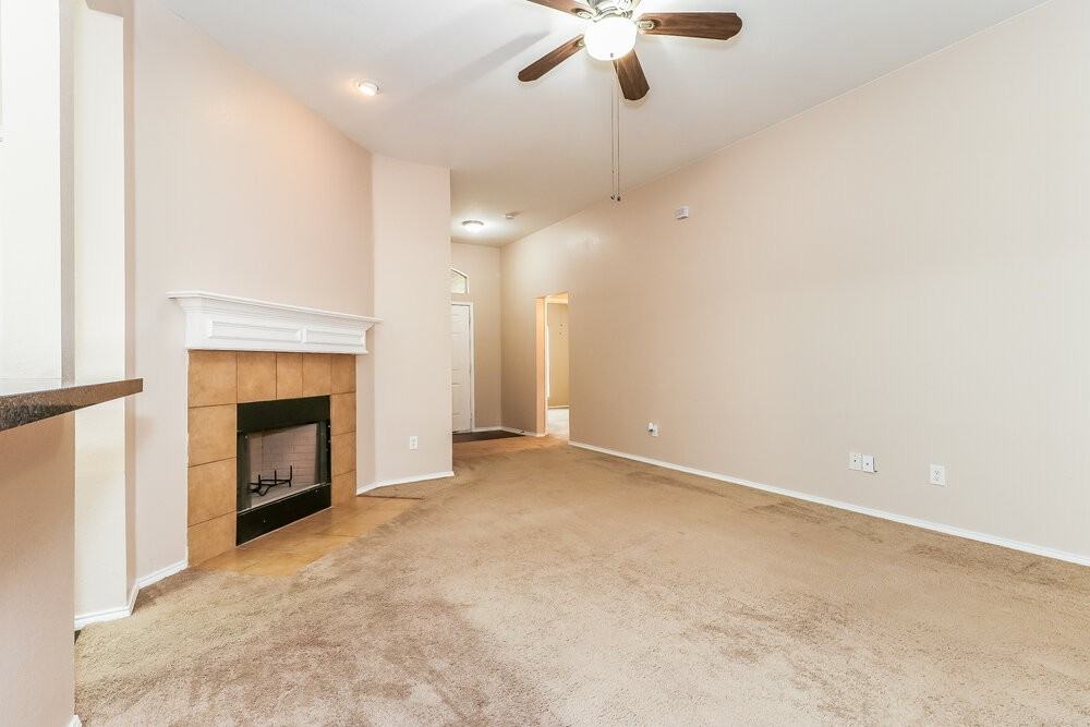 1206 Augustin Dr - Photo 3 of 16