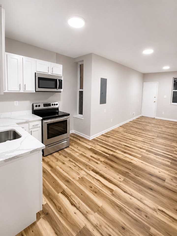 2538 E Fayette St - Photo 4 of 14