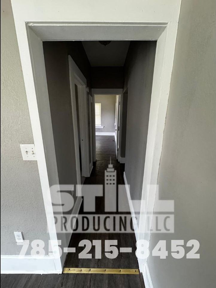 602 Southwest 7th Street - Photo 4 of 10