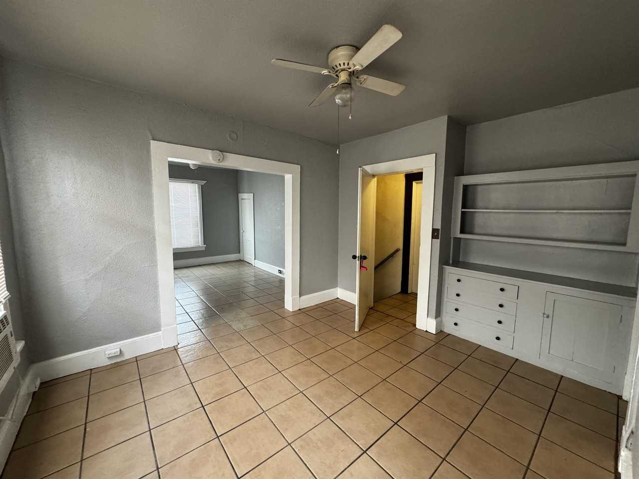 105 Tays St #3 - Photo 2 of 9