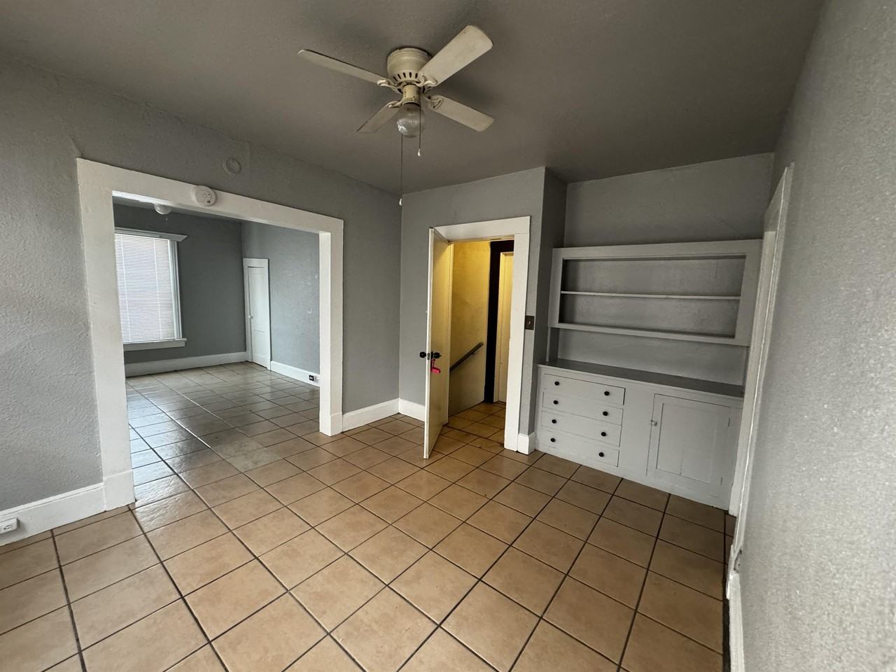 105 Tays St #3 - Photo 3 of 9