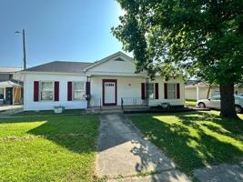 featured image of 103 S Green St