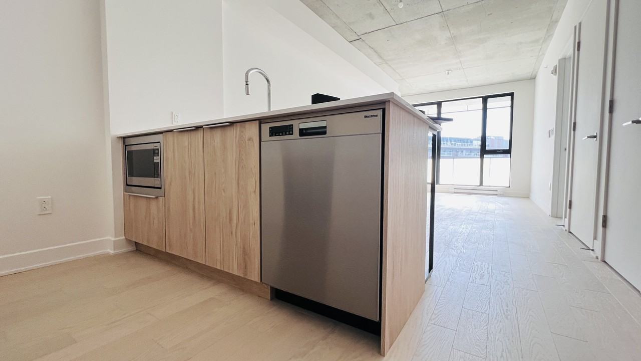 505 Rue De L’escale - Photo 2 of 11