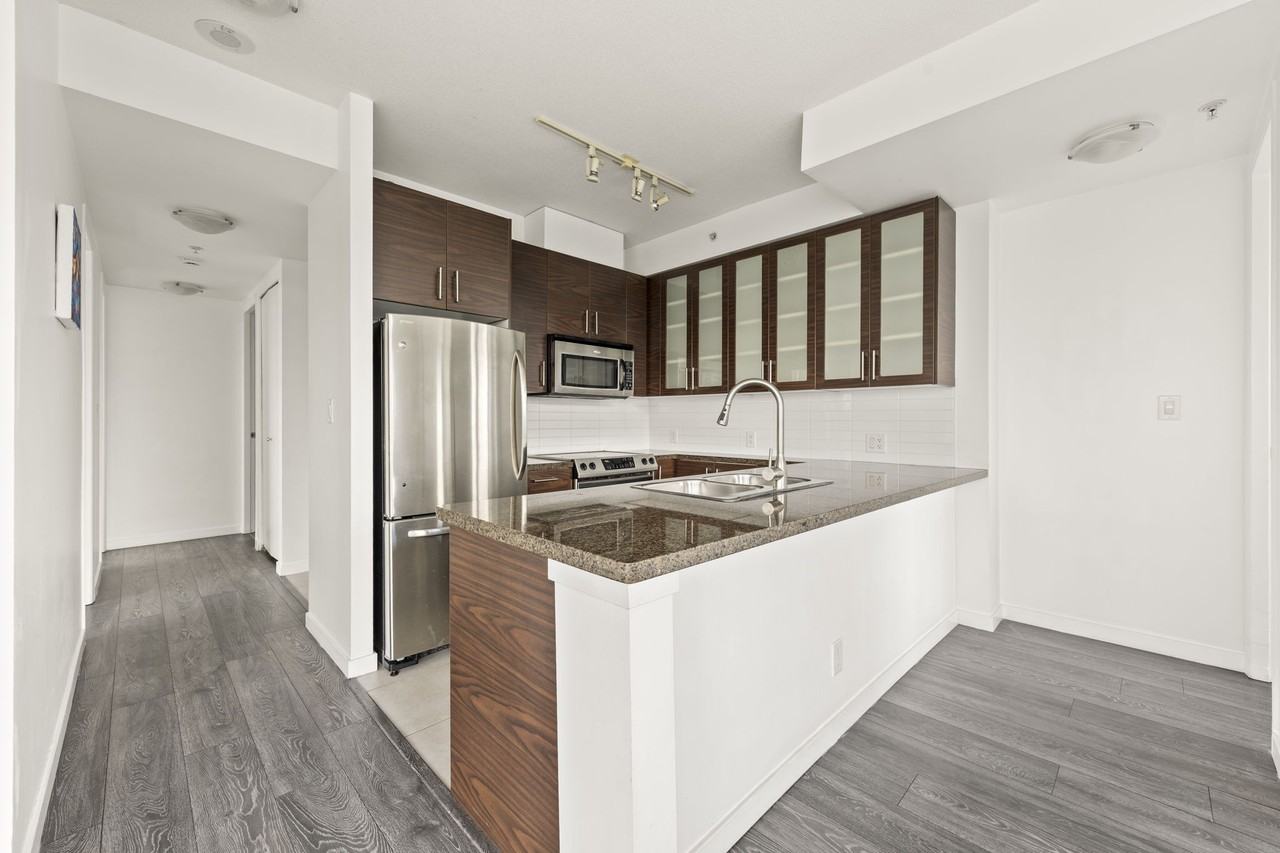 2355 Madison Avenue #3004 - Photo 3 of 22