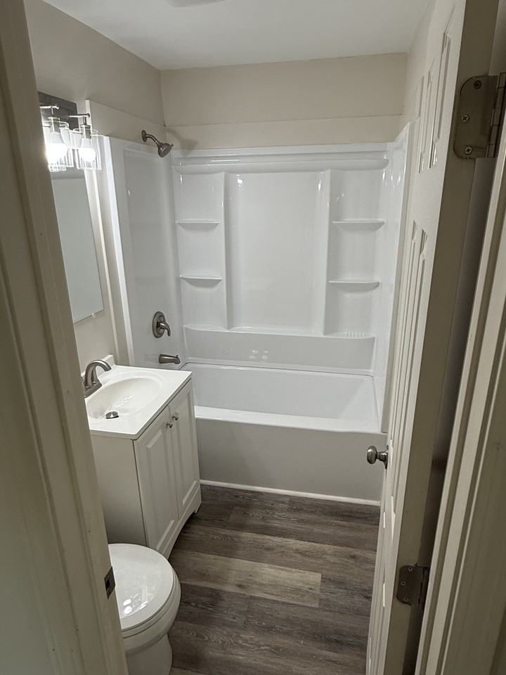 42 Halsey Dr #1 - Photo 5 of 11