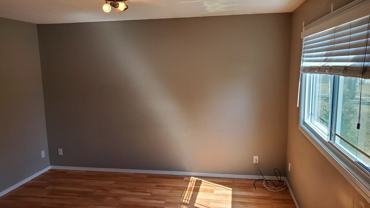 4118 51 Ave - Photo 6 of 26