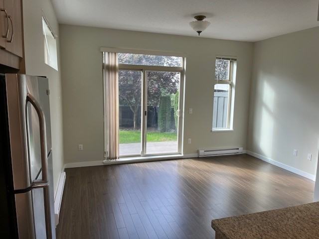 38 - Kinfield - Photo 5 of 19