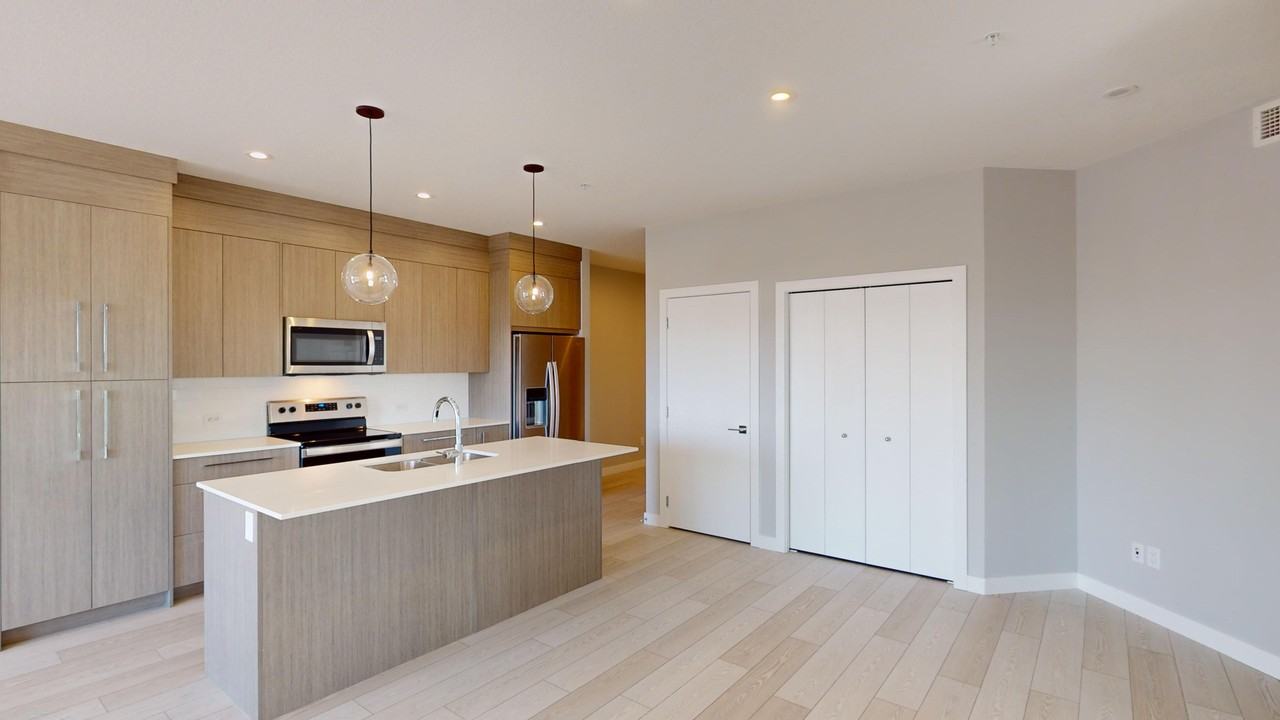 681 - 681 Savanna Boulevard Northeast - Photo 6 of 26