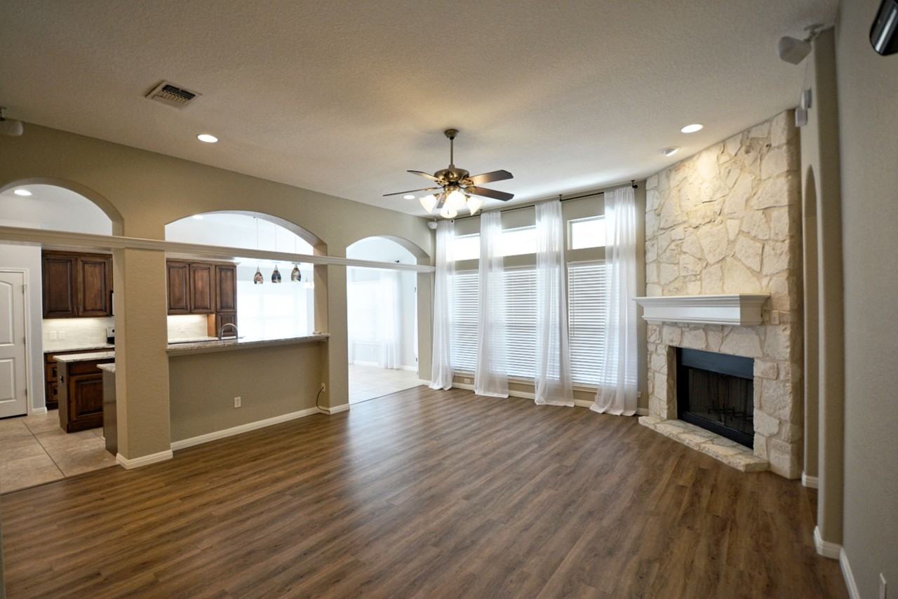 15516 Farm to Market Road 725 #1 - Photo 3 of 20