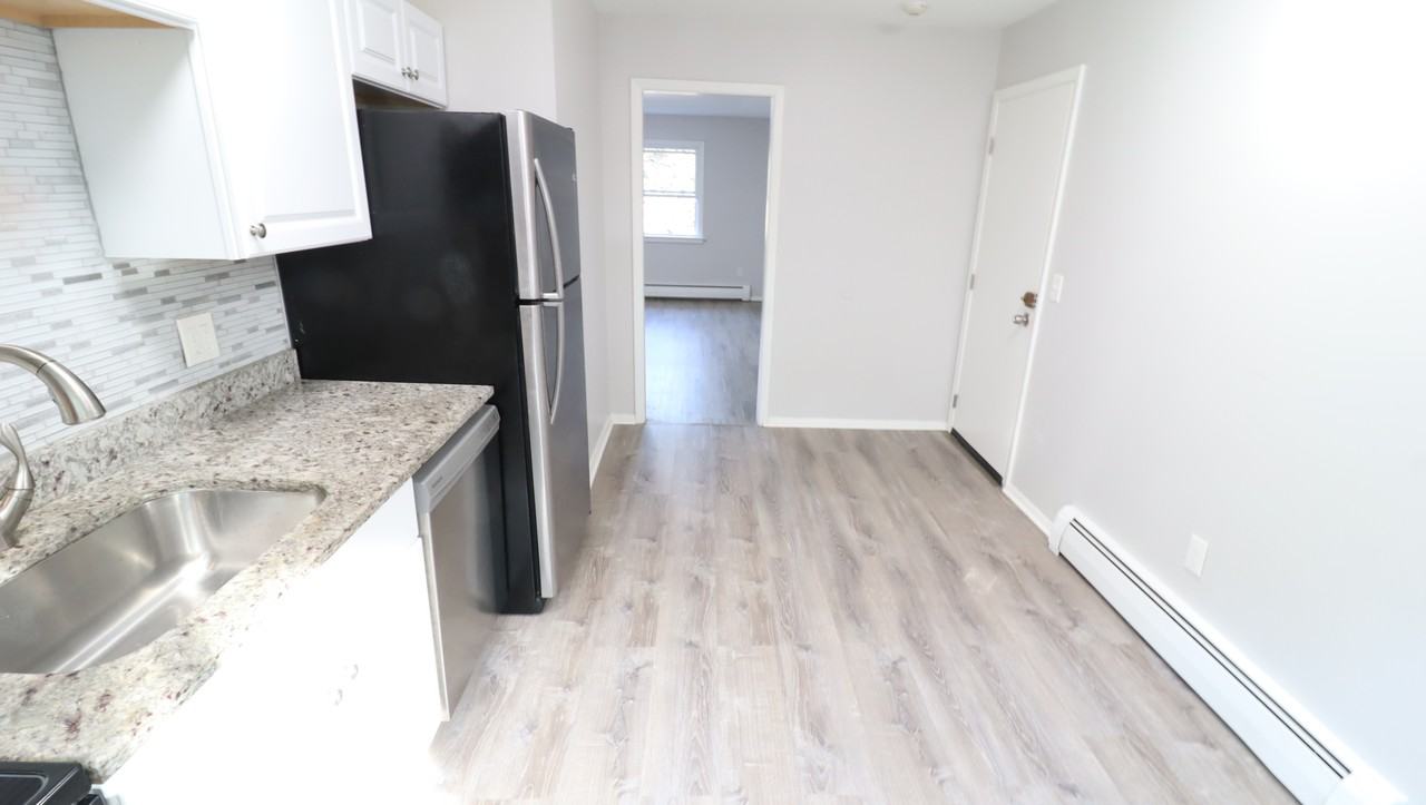 139 Litchfield Pines DriveUnit D #D - Photo 2 of 30