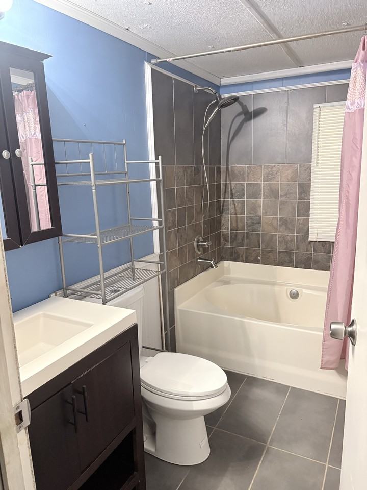 531 Norman Bell Rd #1 - Photo 3 of 5