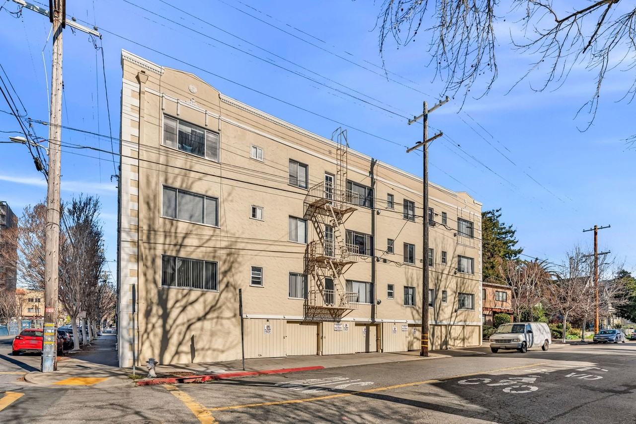 2091 California Street - Photo 3 of 44