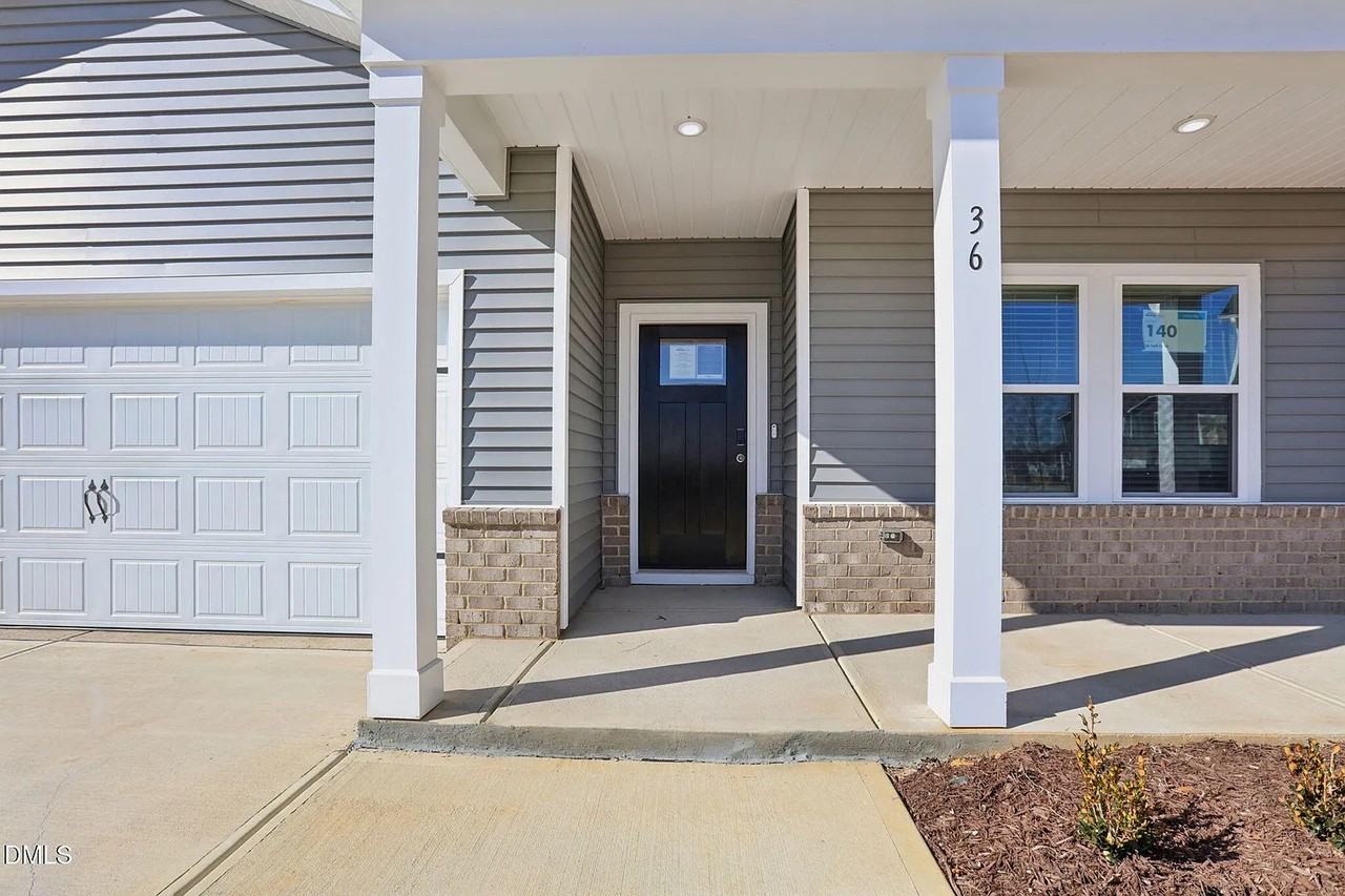 36 Hoff Ct - Photo 3 of 50