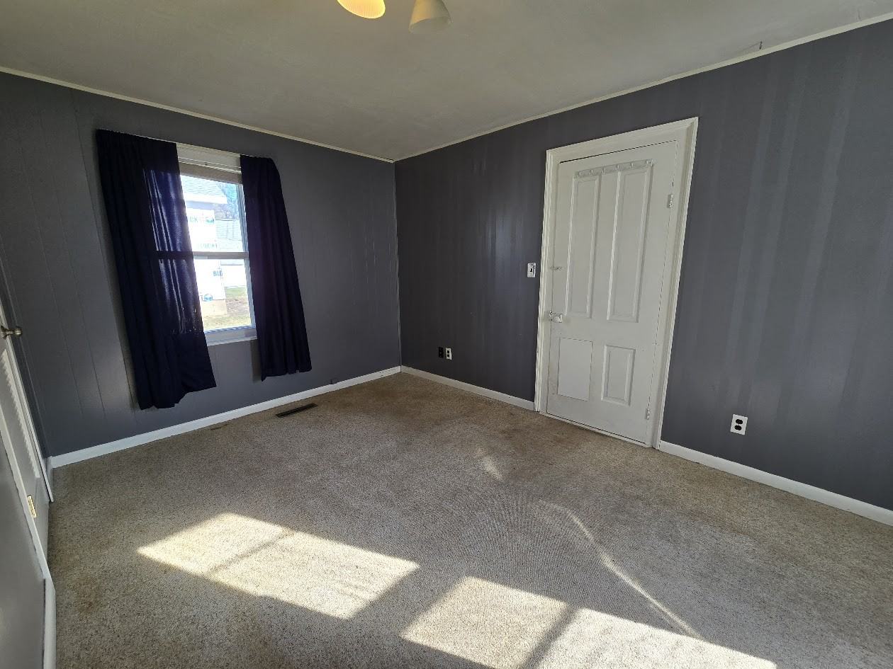 514 3rd Ave Se #1 - Photo 5 of 10