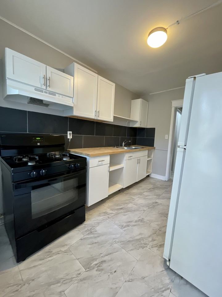 3921 Norledge Ave #3921-1E - Photo 4 of 19