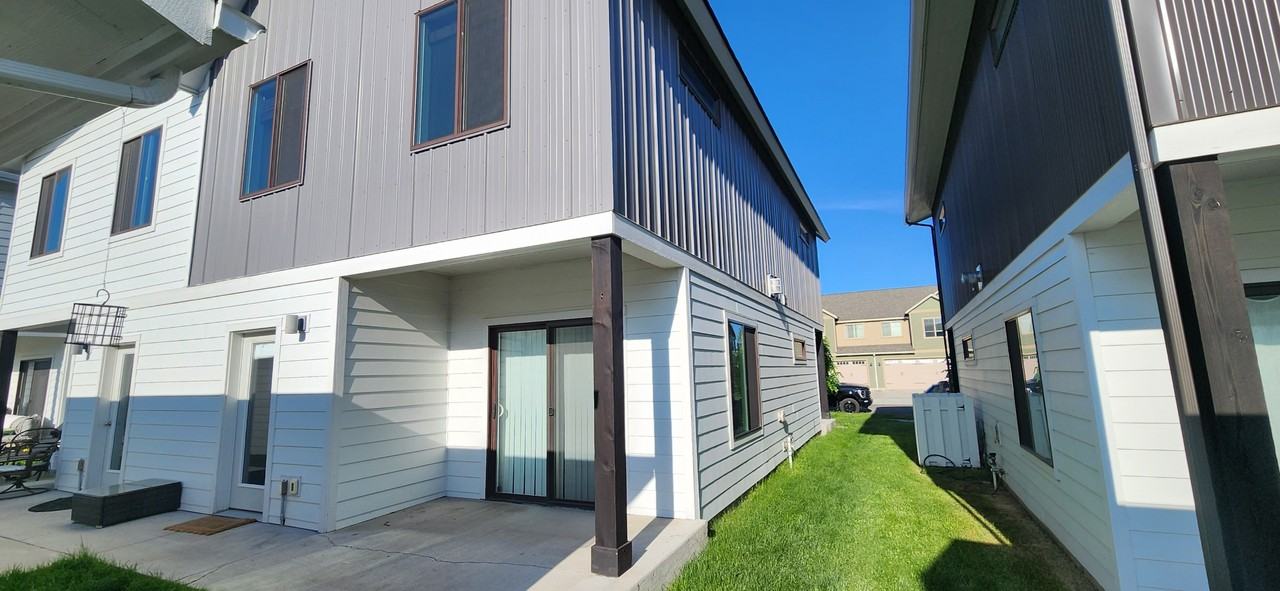 1002 Rosa Way #1 - Photo 2 of 17