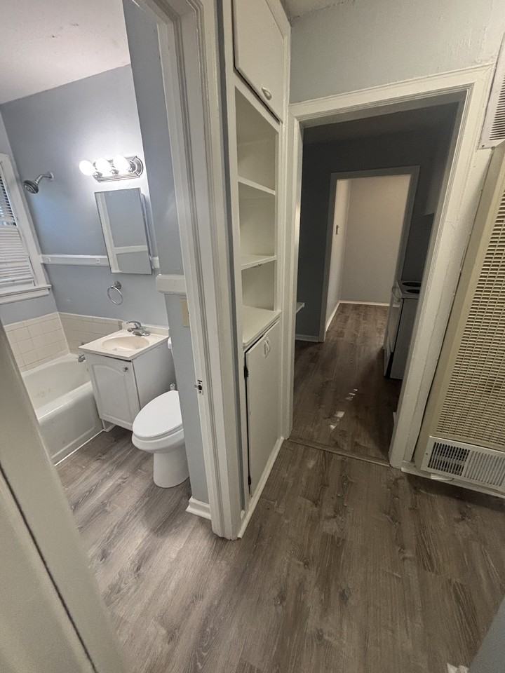 1729 E Looman St #1 - Photo 5 of 14