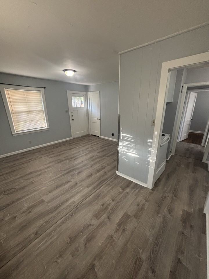 1729 E Looman St #1 - Photo 6 of 14