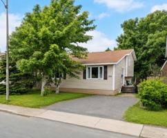 featured image of 344 Newfoundland Dr #1