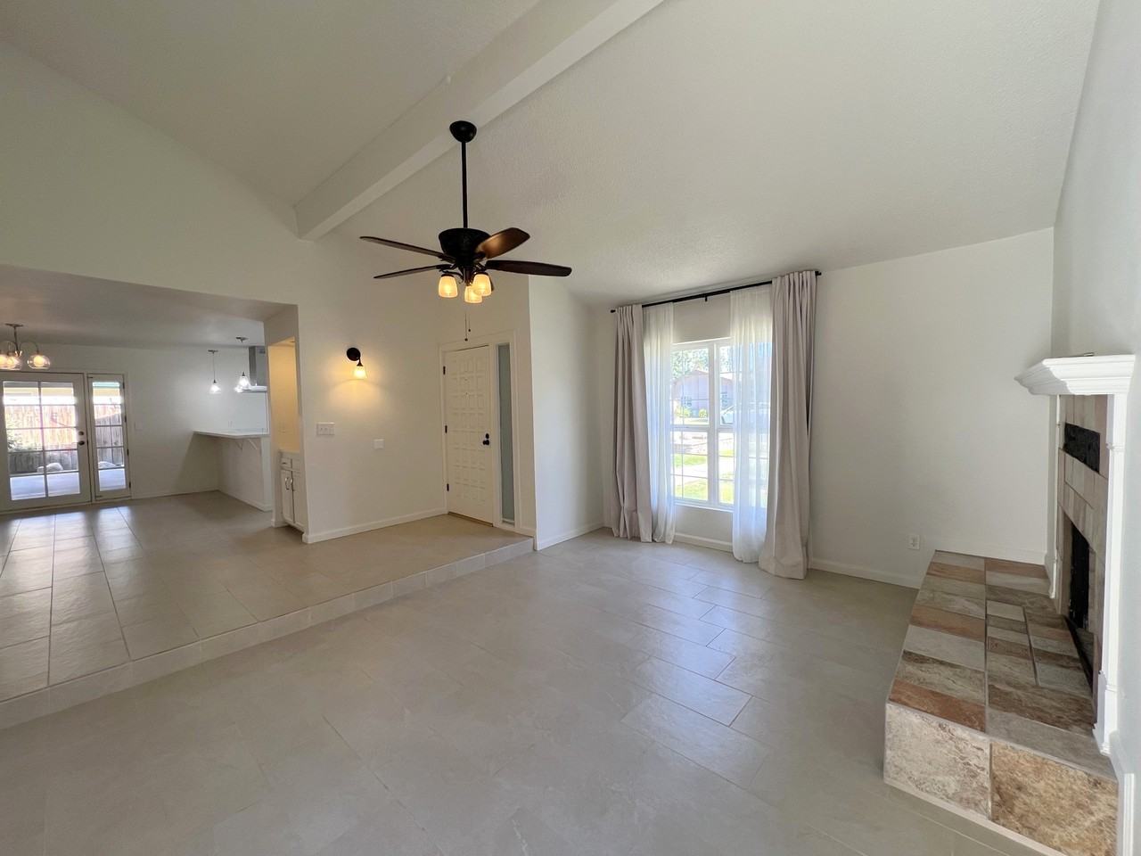7415 Hooper Ave #1 - Photo 7 of 33