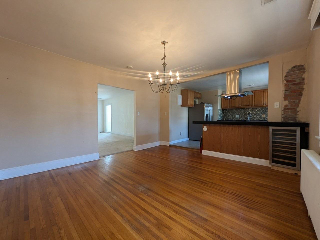 1605 Hampton Blvd #2 - Photo 4 of 17