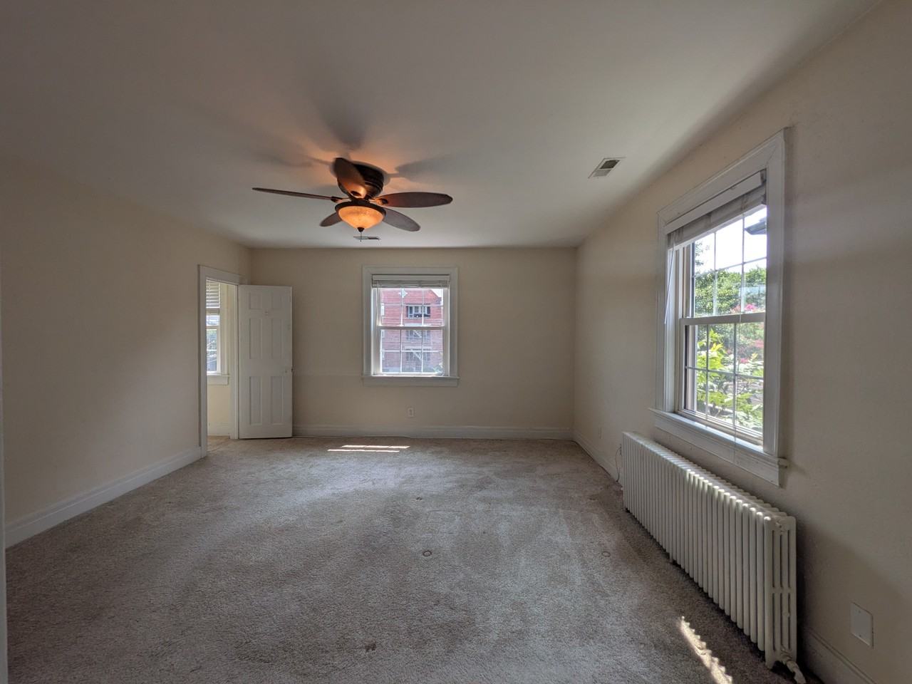 1605 Hampton Blvd #2 - Photo 6 of 17