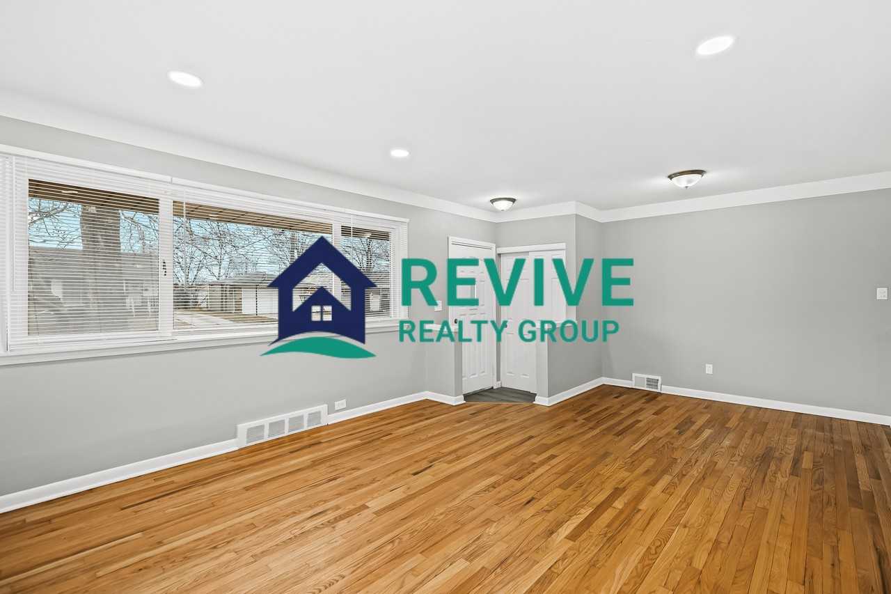 13232 Hemingway #1 - Photo 3 of 18