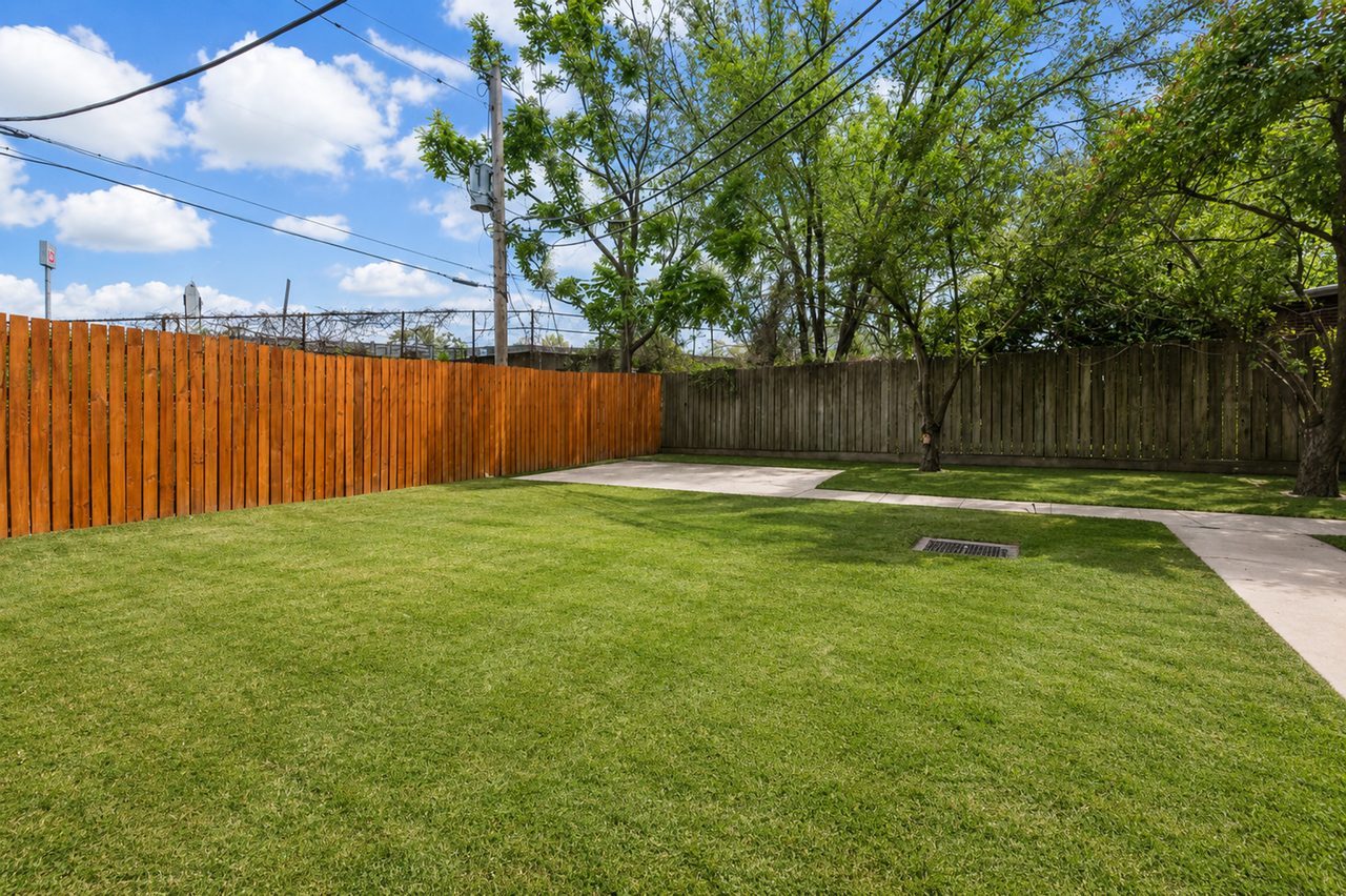 4528 Nebraska - Photo 4 of 32