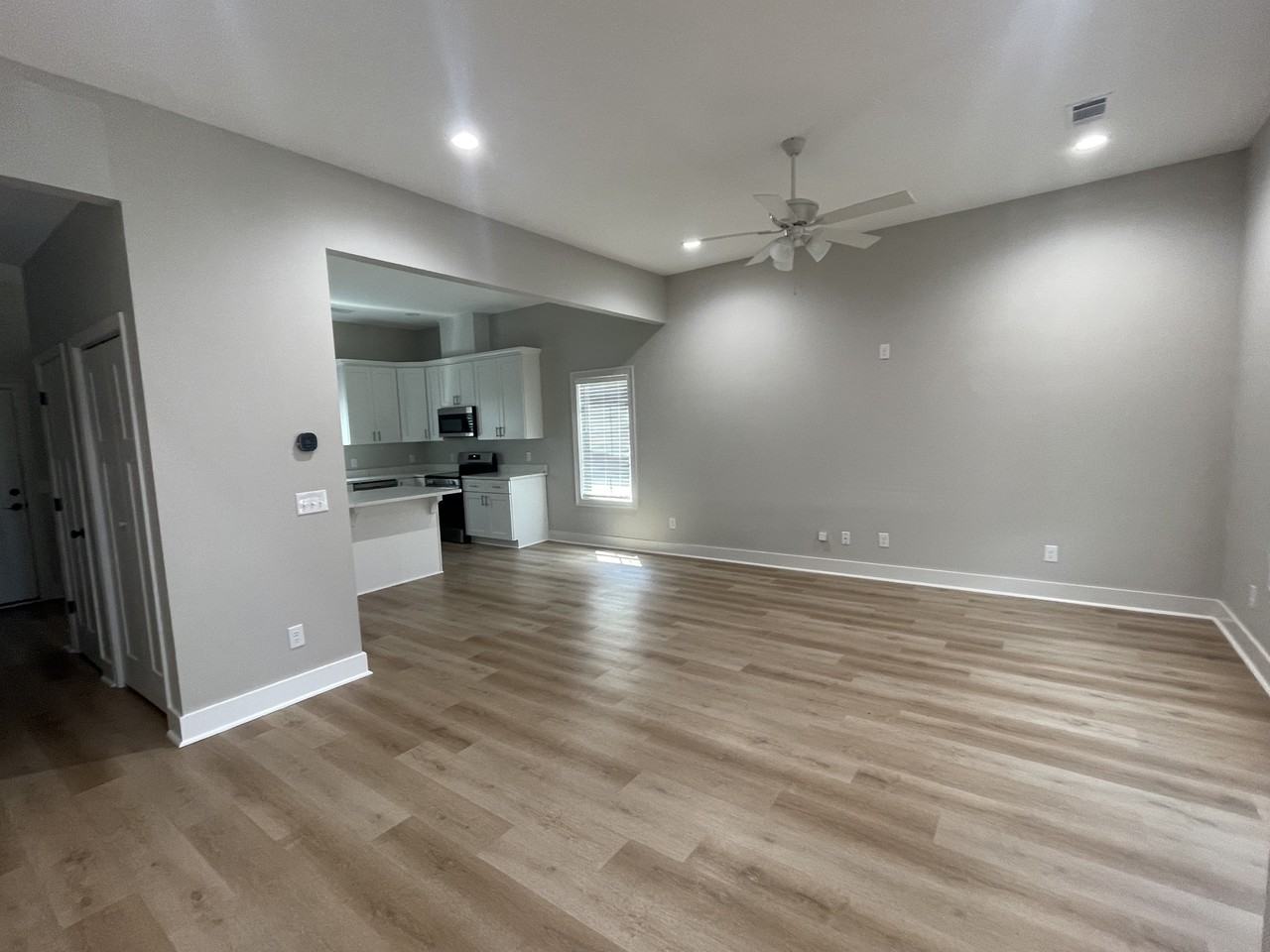 104A W 9th St #1 - Photo 2 of 10