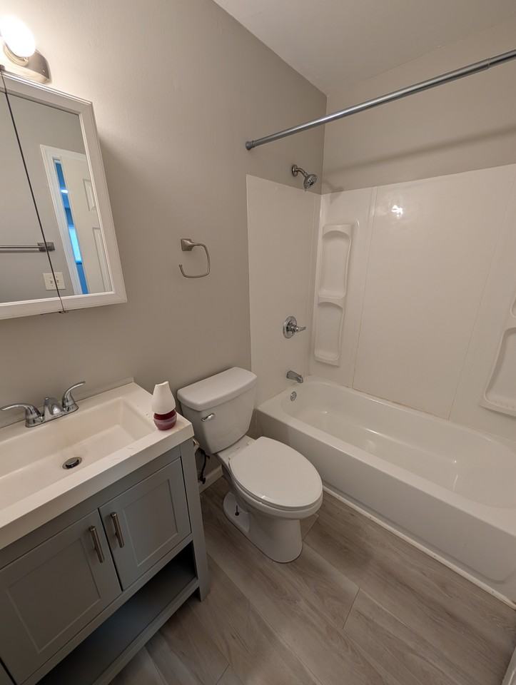 3670 Seabrook AveColumbus, OH, 43227 #3670C - Photo 6 of 15