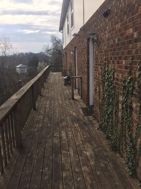 121 Oakwood Rd #E - Photo 6 of 10