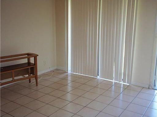 11458 Royal Palm Blvd #1 - Photo 7 of 10