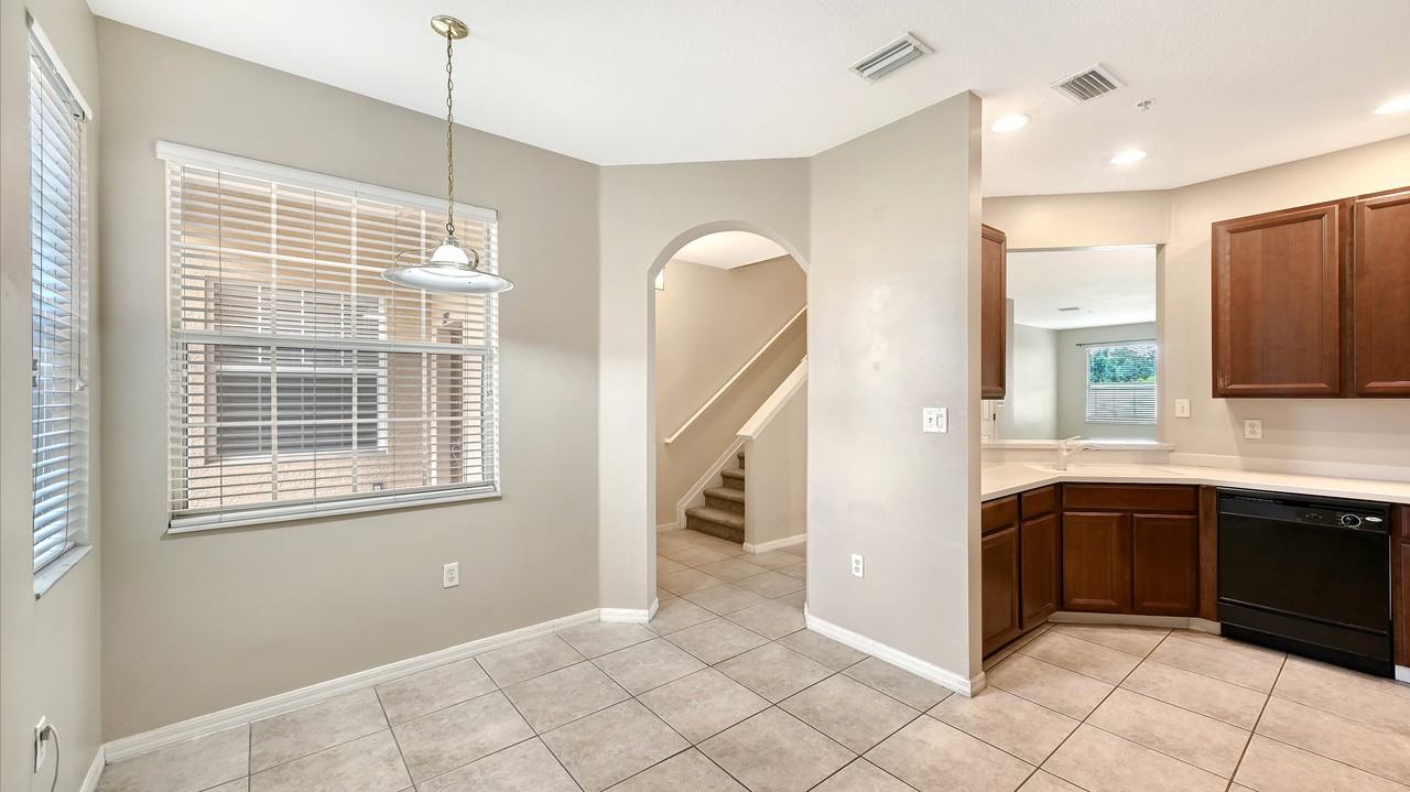 3499 Parkridge Cir #16-103 - Photo 7 of 23
