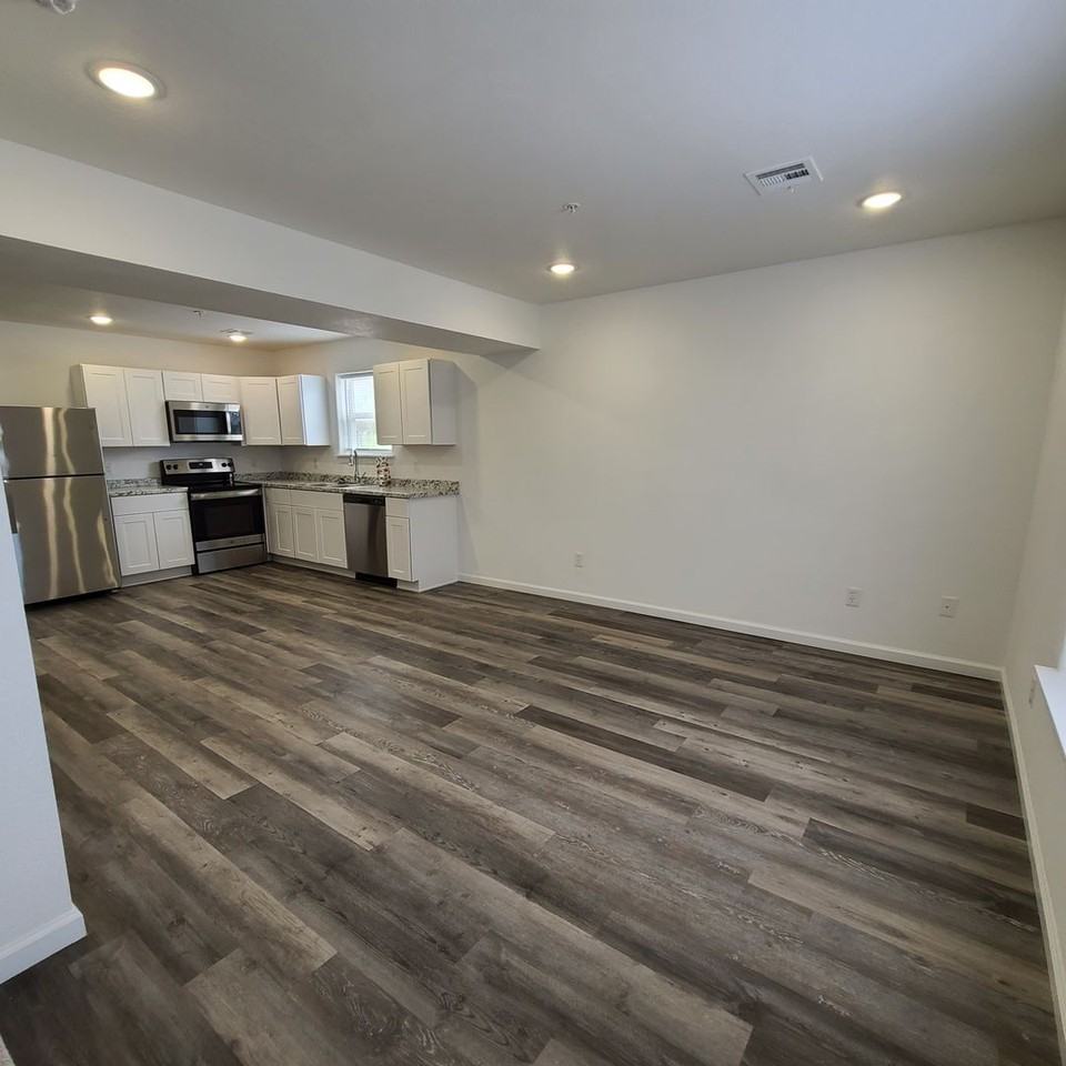 410 Doxey St #3 - Photo 2 of 29