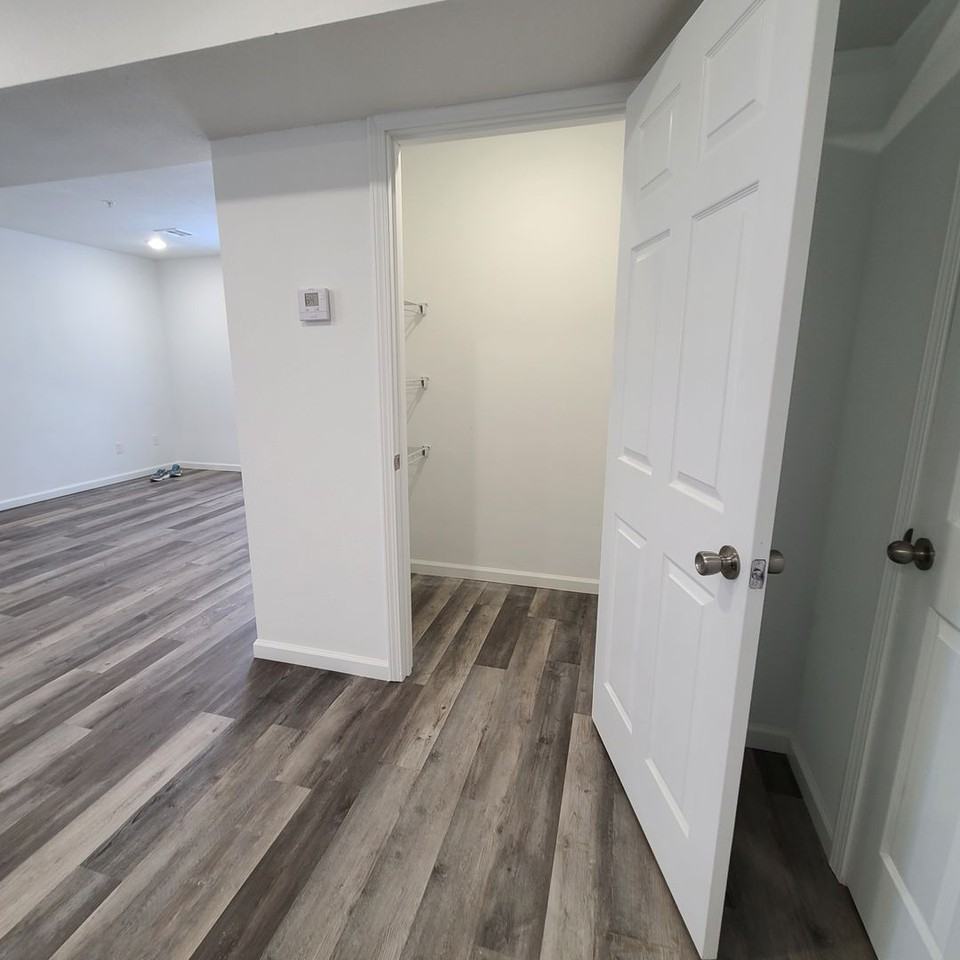 410 Doxey St #3 - Photo 7 of 29