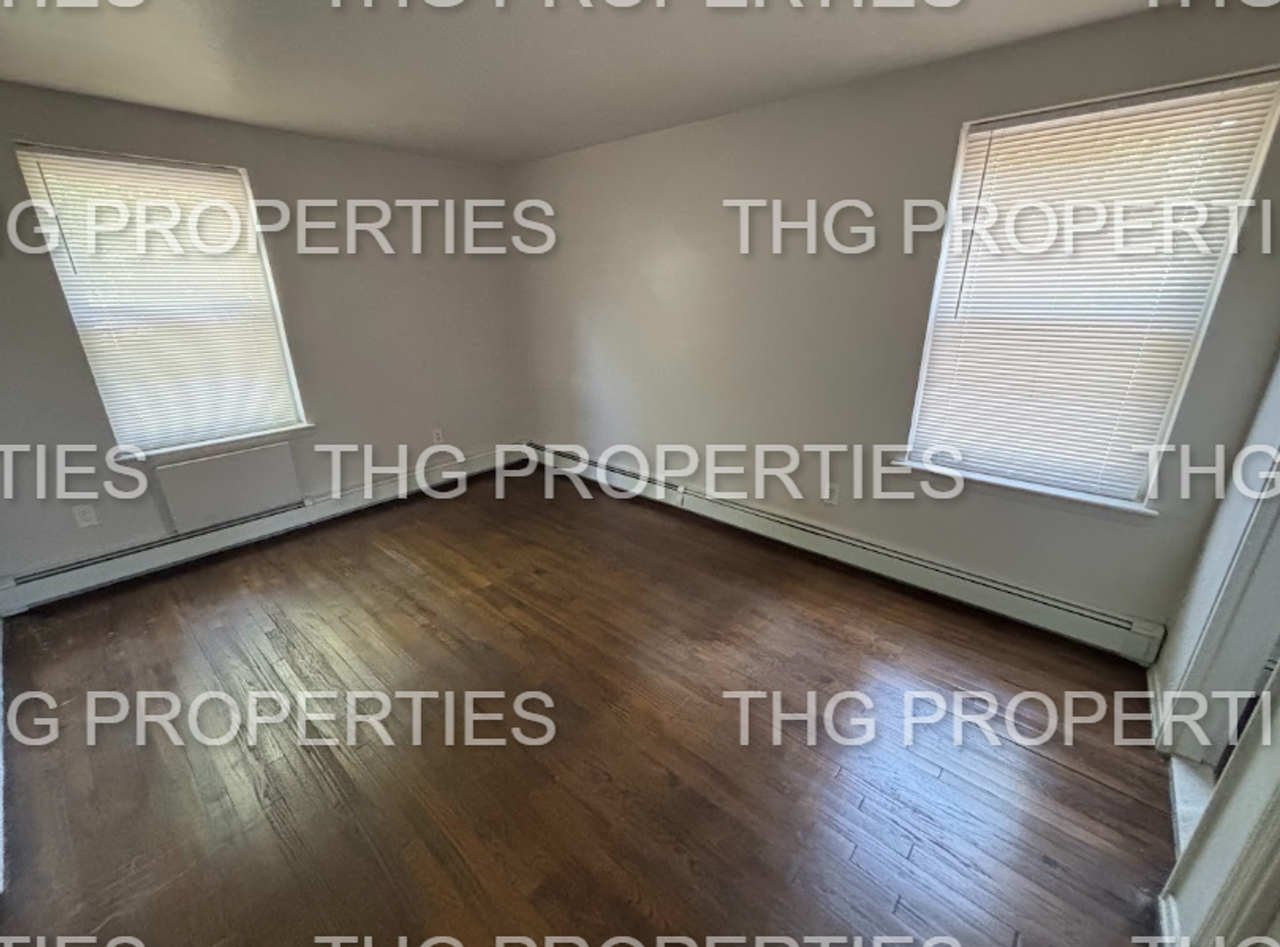 610 E Front - Photo 5 of 12