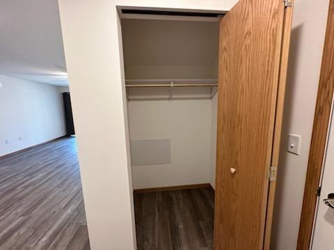 1502 Greenfield St #909 - Photo 5 of 11