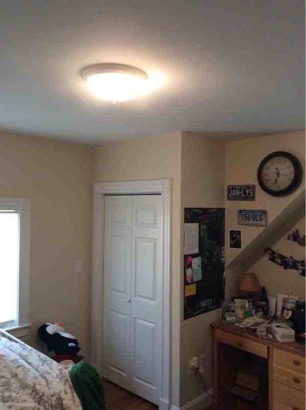 49 Montcalm Avenue - Photo 2 of 10
