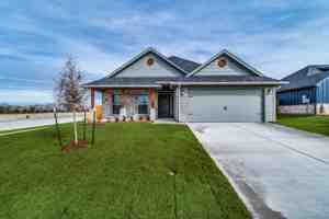 featured image of 2913 Orchid Dr #1