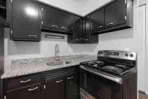 featured image of 6029 N Winthrop Ave