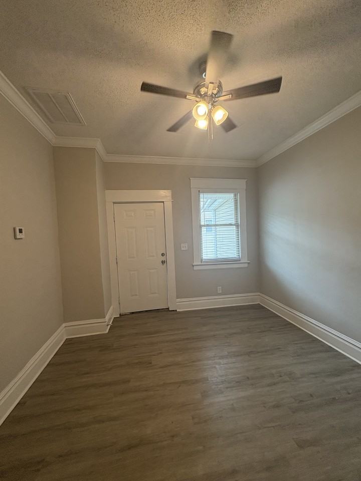 1418 15th Street South - AApartment A #A - Photo 2 of 12