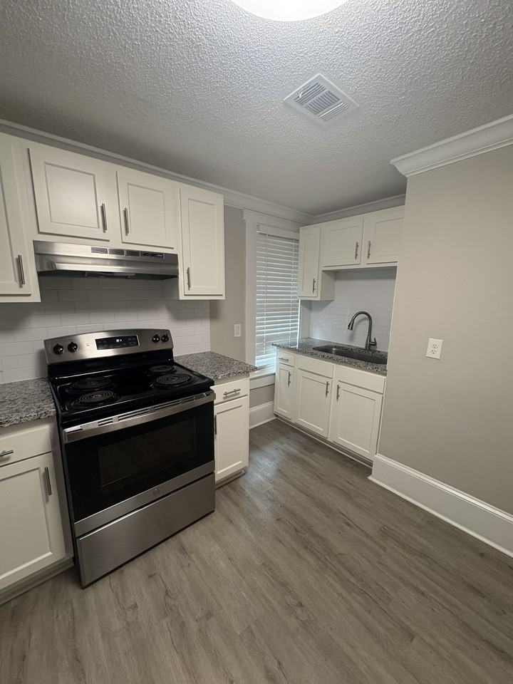 1418 15th Street South - AApartment A #A - Photo 6 of 12