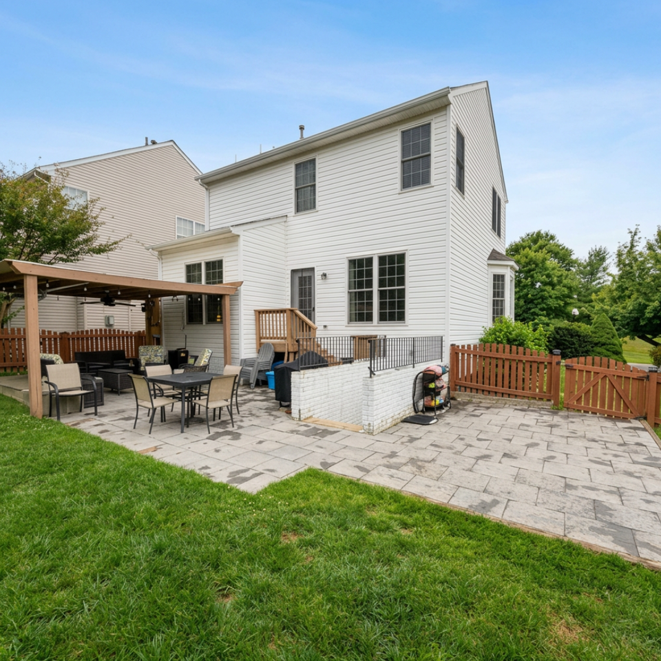 11159 Pond Fountain Ct #1 - Photo 4 of 28