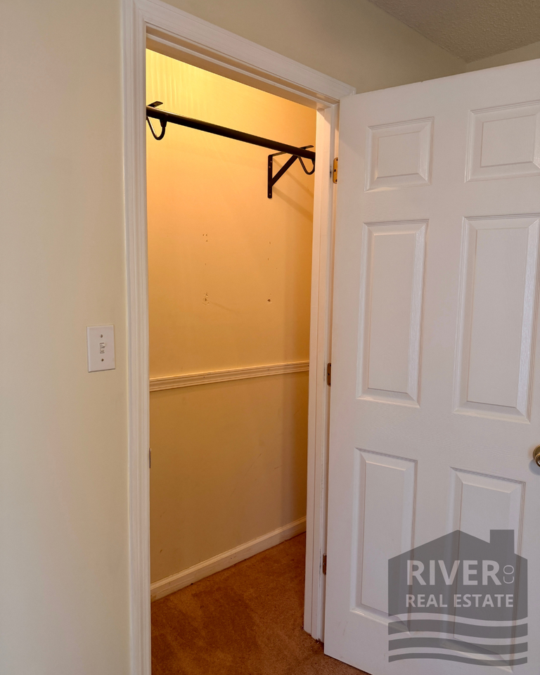 411 E Roosevelt Ave #B - Photo 6 of 10